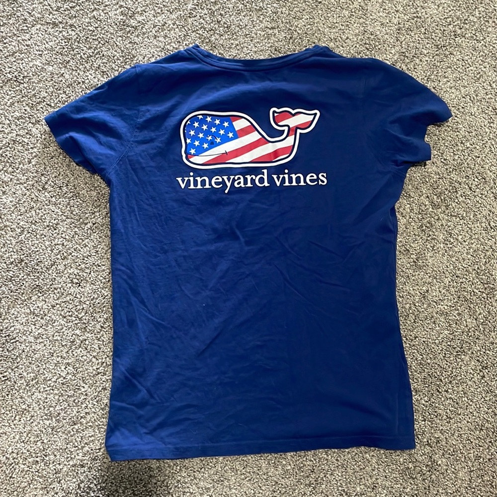 vineyard vines tshirt